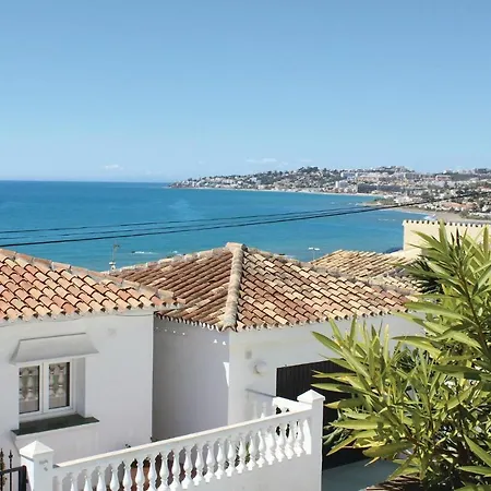 Holiday home In Farolas With Kitchen El Faro